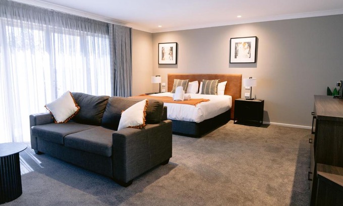 Wagga Wagga Hotel | Experience Wagga RSL Club Motel: Top-Rated Comfort Awaits