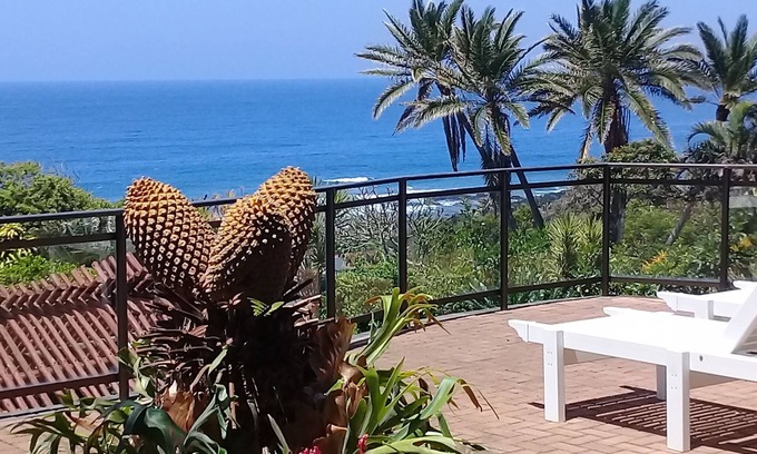 Ramsgate Beach Bed & Breakfast | Elegant Wailana Beach Lodge: 4-Star Stay with Pool & Breakfast