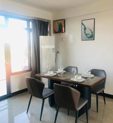 Wailoloa Apartment | Discover Wailoaloa CC Poolside Apartments with Ocean Views