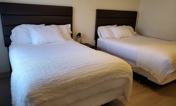 Wainwright Hotel | Guest Rated 9/10 - Wainwright Motel with Family Amenities