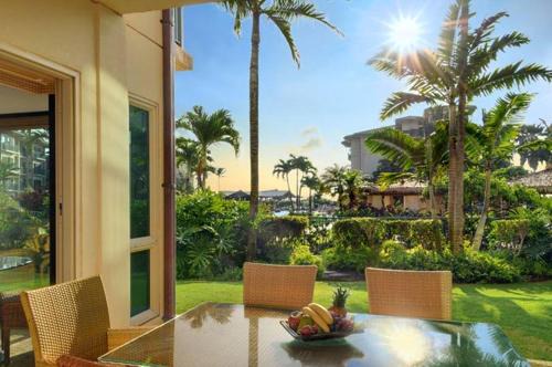 Wailua Apartment | Exquisite Waipouli Beach Resort with Pool View & Family Fun