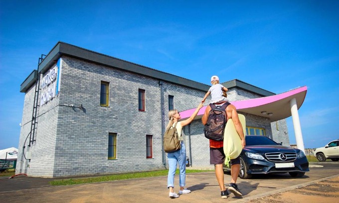 Konakovo Hotel | Explore Comfort at Wake Hotel - Guest Rated 9/10