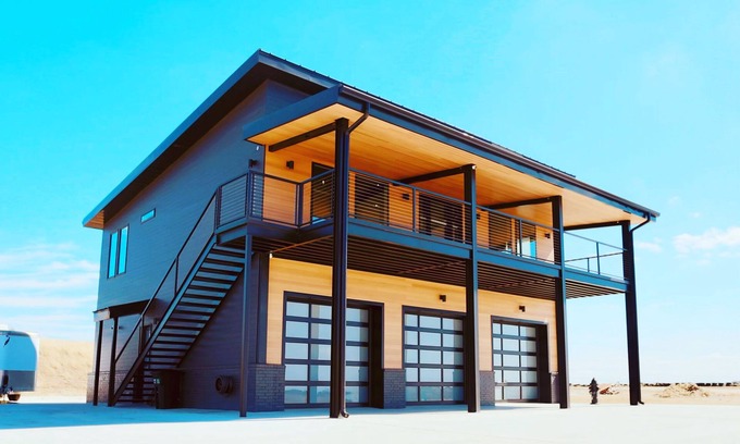Cresson House | Experience Thrills at the Track with Family-Friendly Amenities