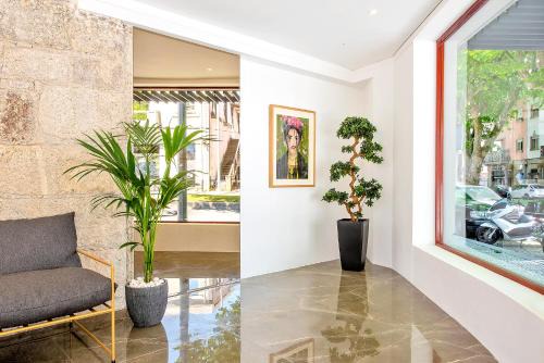 Antas Apartment | Cozy Wake Up Famalicão: Kid-Friendly & Highly Rated Stay