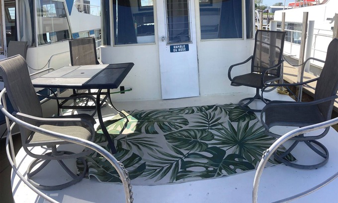Port Clinton Boat Rental | Experience Lakefront Bliss on Ramble on Rose