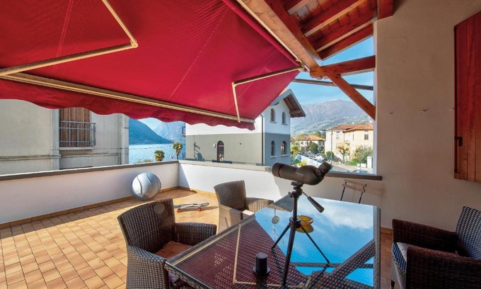 Sulzano House | Relax at Wakesurfhouse 2: Pet-Friendly with Hot Tub