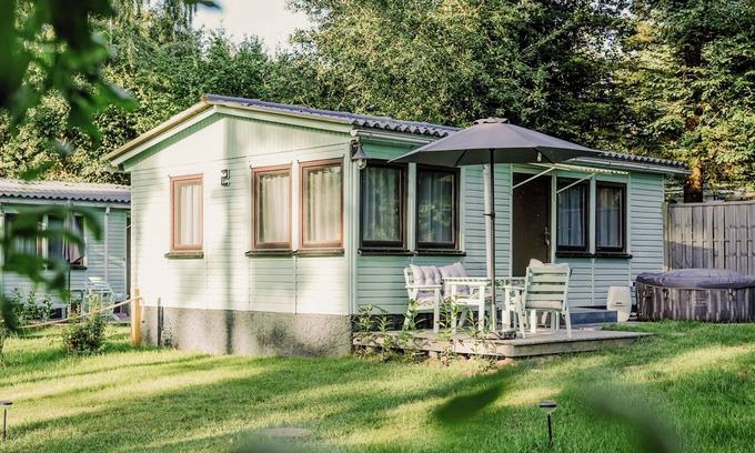 Luetow House | Waldhaus 2: Relaxing Getaway with Hot Tub on Usedom Island