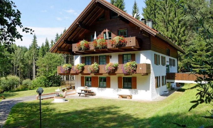 Drachselsried House | Inviting Waldhaus Sonnenberg Apartment with Pet-Friendly Perks