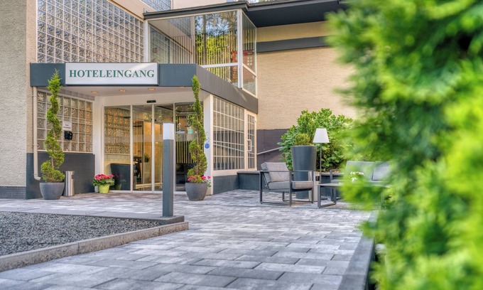 Mainz-Bingen Hotel | Discover Waldhotel Mainz: Guest Rated 8.6 with Family Amenities