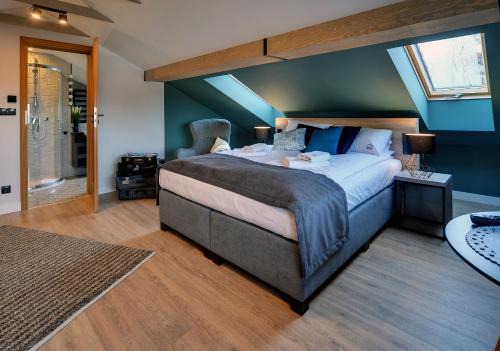 Karpacz Bed & Breakfast | Explore Walizka Wspomnień: Top-Rated Family Retreat