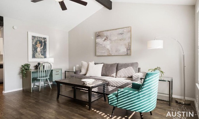 Zilker Apartment | Relaxing Stay Near Barton Springs with Private Backyard
