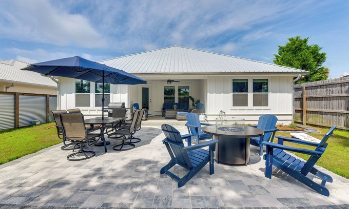 Riviera Beach House | Walk to Beach: 'Jo Jo’s Beach Hideaway' in PCB!