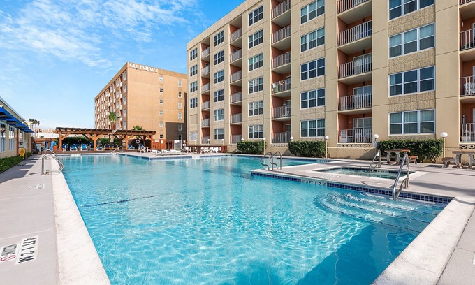 South Padre Island Condo | Beachside Condo with Ocean Views and Top Ratings