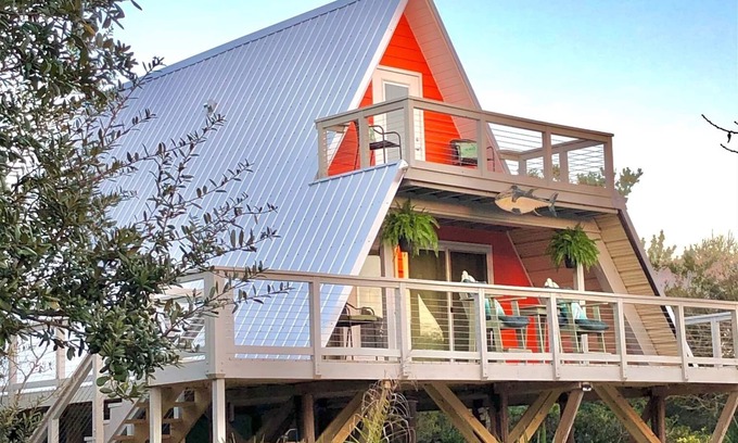 Inlet Beach House | Experience Vintage Florida Vibe with Oceanfront Amenities