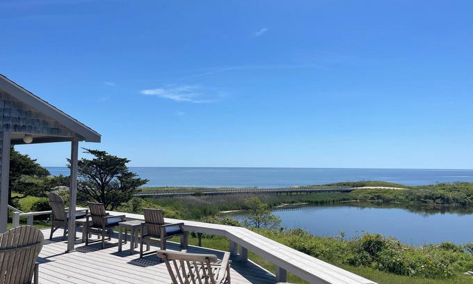 Chilmark House | Beachside Retreat with Kayaking & Scenic Ocean Views