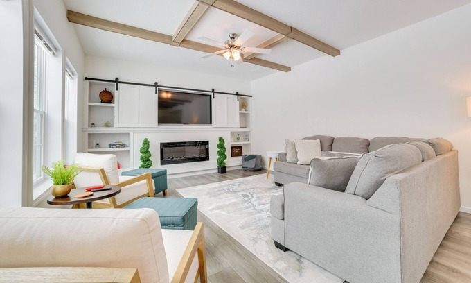 Presque Isle House | Walk to Beach: Modern Retreat in Presque Isle!