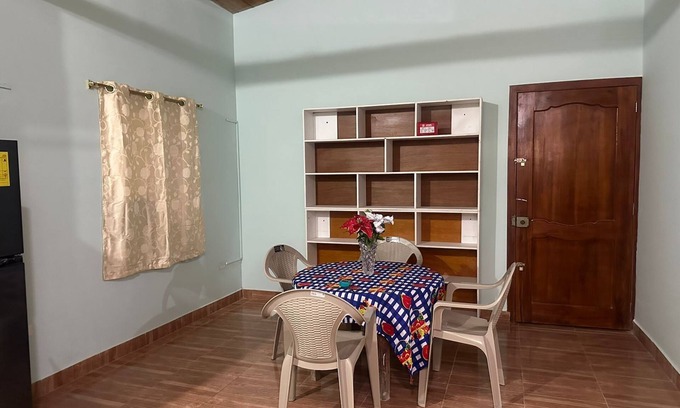 Atacames Apartment | Walk to beach San Carlos, Tonsupa, Ecuador, WiFi, AC Vacation Apartment