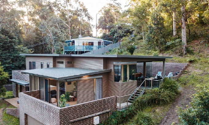 Lilli Pilli House | Oceanfront Retreat: Treetops by the Sea - Guest Rated 9.8