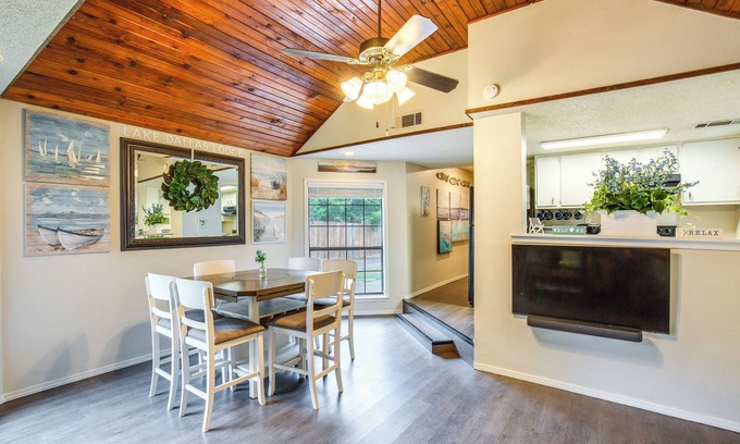 Lake Dallas House | Pet-Friendly Texas Vacation Home Steps from Lewisville Lake!