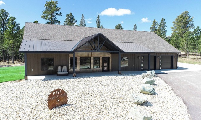 Lead Cabin | Incredible Getaway with Hot Tub Near Clubhouse & Pool