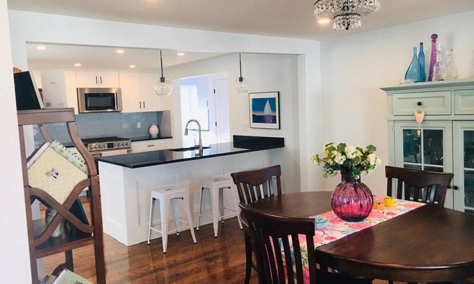 Bristol House | Prime Location Near Downtown Bristol and Beautiful Harbor
