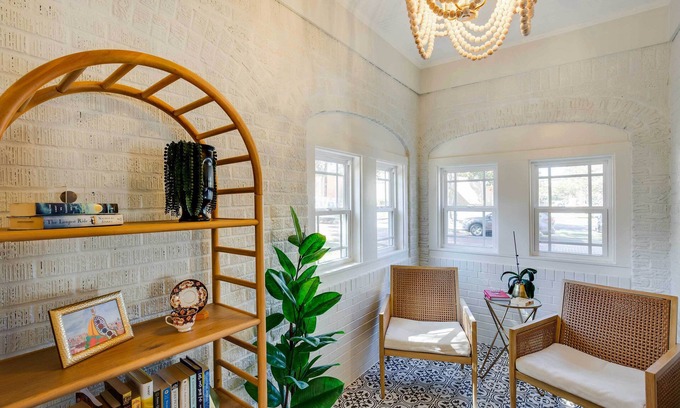 Tyler Cottage | Modern Tyler Tudor Home with Deck and Cozy Reading Room