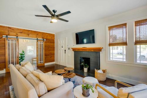 Tyler House | Explore Modern Tyler Tudor Home with Reading Room & Deck