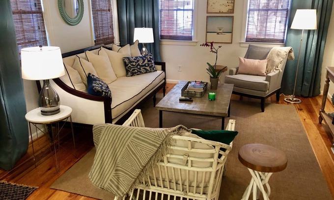 Downtown Charleston Apartment | Upper King Retreat: Walk to Everything with Ocean Views