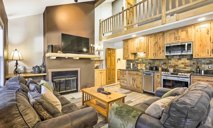 Grand Lake Condo | Cozy Riverfront Retreat with Fireplace & Ocean Views