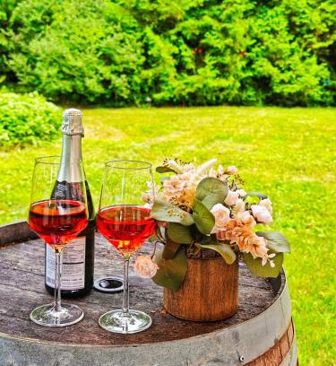 Historic Old Town Villa | Walk to Lake - Old Town Retreat