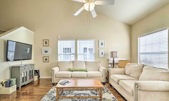 Afton House | Prime Afton Townhome: Steps to Lake & Dining, Rated 9.8