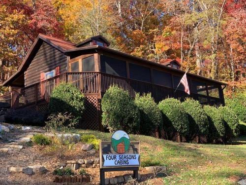 Lake Lure House | Explore Lake Lure from the Cozy Autumn Splendor Cabin