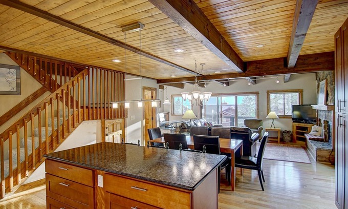 Steamboat Springs House | Pet-Friendly Retreat with EV Charger & Easy Mountain Access