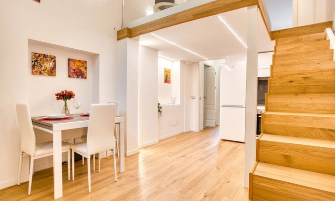 Porta Genova Apartment | Cozy 2-Bedroom Apartment Near Navigli with Breakfast