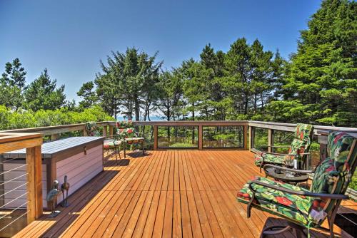 South Beach House | Oceanfront Retreat with Hot Tub - Steps from South Beach