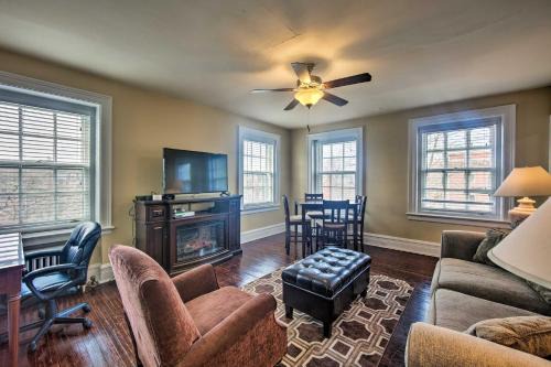 Reading Apartment | Convenient Reading Apt Near Shops, Dining & Relaxing Park