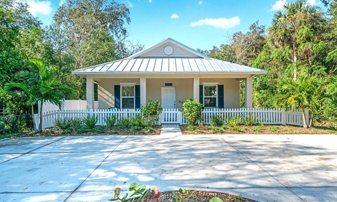 Palm Coast House | Cozy Getaway Near St. Augustine: Kayak, Bike & Relax!