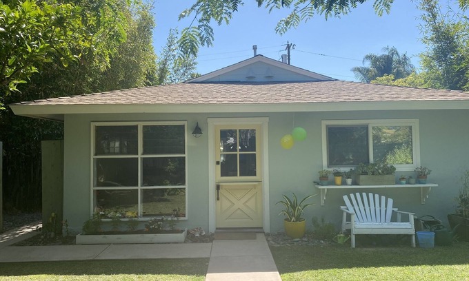 Leucadia House | Relax by the Beach with Pool and Amazing Outdoor Space!