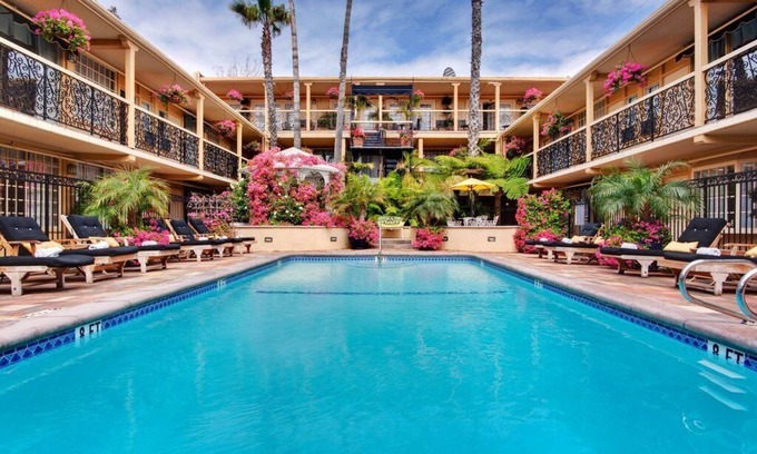 Laguna Beach Hotel | Steps to the Beach: Oceanfront Escape with Pet-Friendly Perks