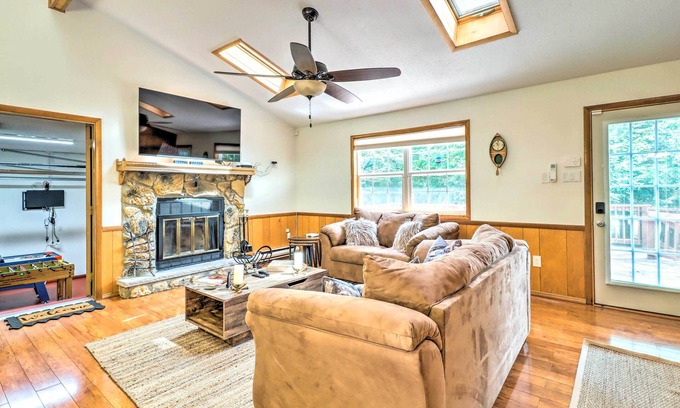 Albrightsville Cottage | Inviting Albrightsville Cottage Near Wolf Run Lake Awaits!