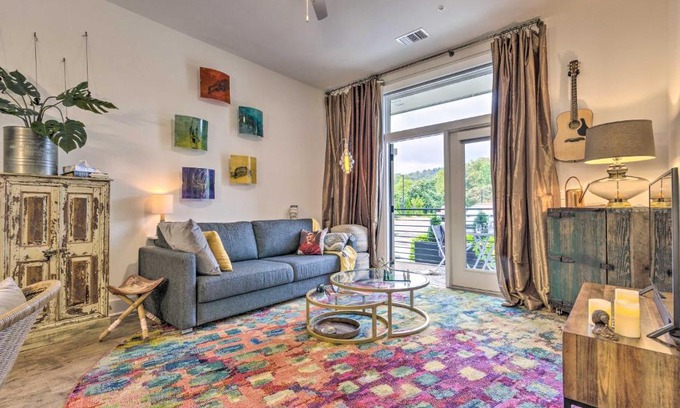 Asheville Apartment | Prime Downtown Asheville Condo with Balcony & Family-Friendly