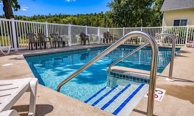 Fish Creek House | Welcome to Birch Grove Cottage - 9.8 Rated in Fish Creek