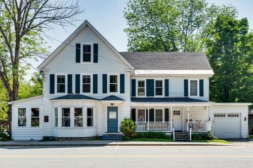 North Woodstock House | Walkable North Woodstock Home on Main Street!