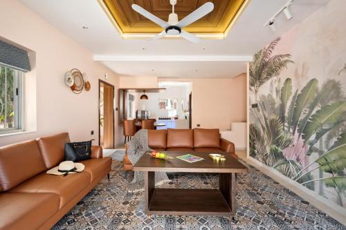 Baga Villa | Walking Beach Villa Baga