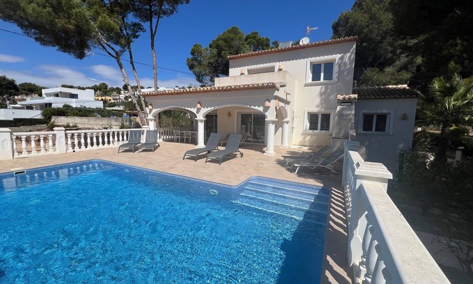 Moraira Villa | Conveniently Located with Private Pool & Ocean Views