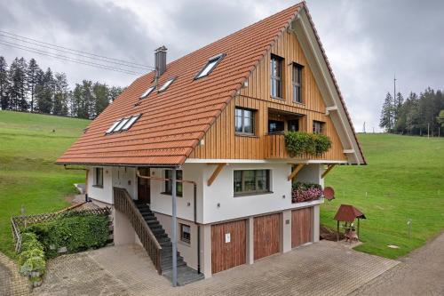 Wolfach - Saint Roman Apartment | Family-Friendly Retreat at Wallemehof for Memorable Stays