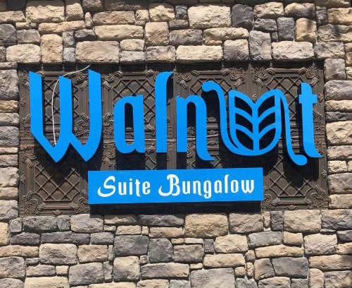 Cayirduzu Hotel | Walnut Bungalow: Pet-Friendly Retreat with Hot Tub Access