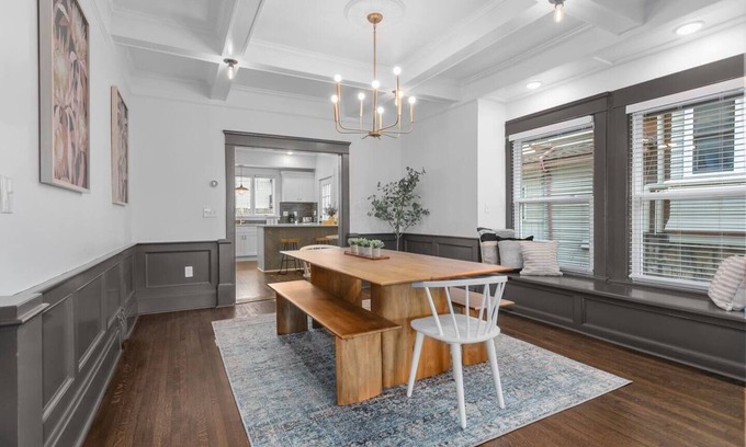 Broadway Gillham House | Ideally Located Walnut Remodeled 5BR Home with King Beds
