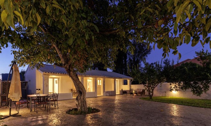Alepou Villa | Walnut House - Tranquil Retreat with Private Garden Oasis