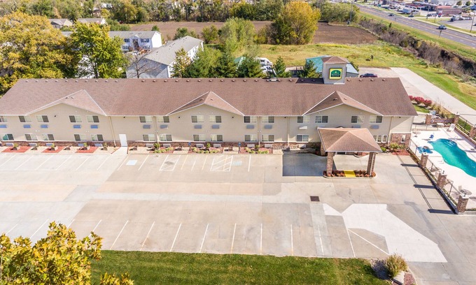 Wamego Hotel | Wamego Inn and Suites: Relax by the Pool, Family-Friendly Stay